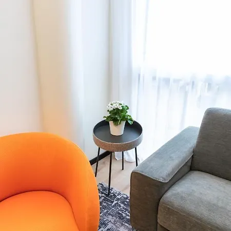 Romanee 6 Personnes Vue Cathedrale 2 Places De Parking