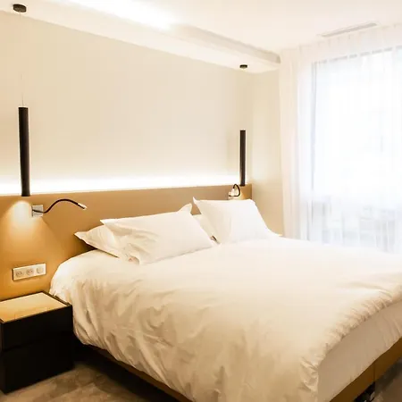 Romanee 6 Personnes Vue Cathedrale 2 Places De Parking