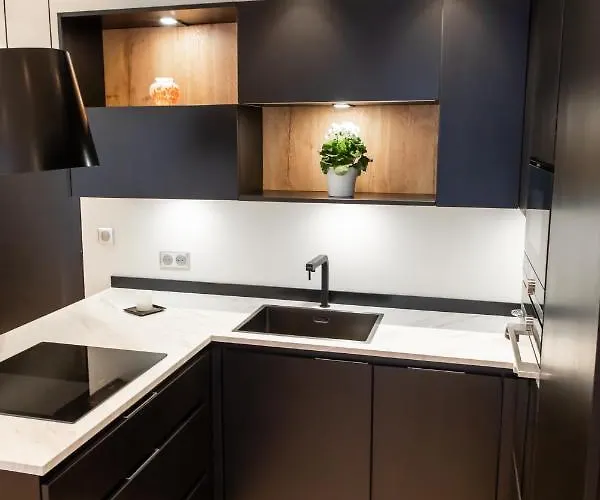 Romanee 6 Personnes Vue Cathedrale 2 Places De Parking