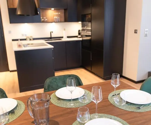 Romanee 6 Personnes Vue Cathedrale 2 Places De Parking *